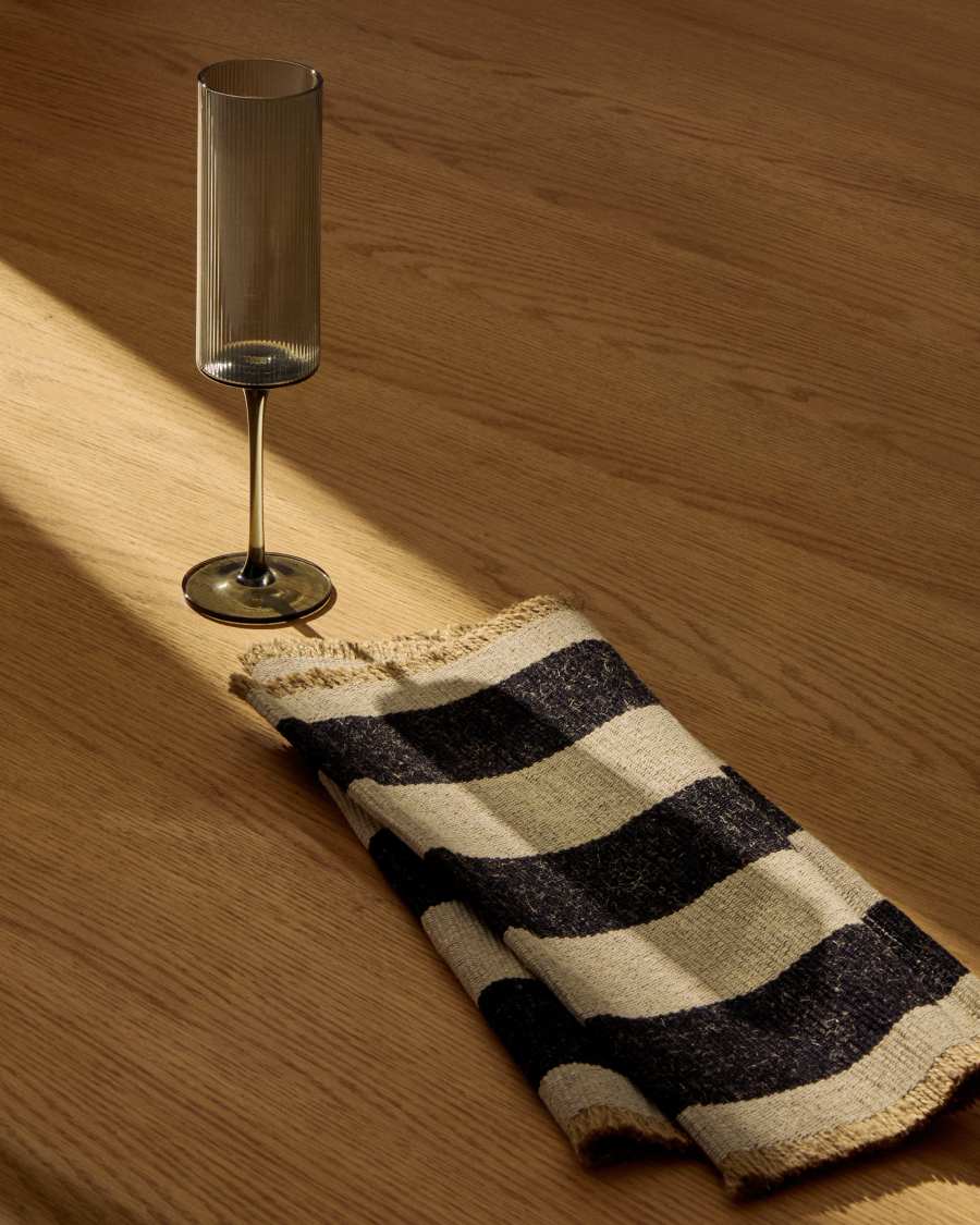 Eluria green champagne glass, 24.5 cl