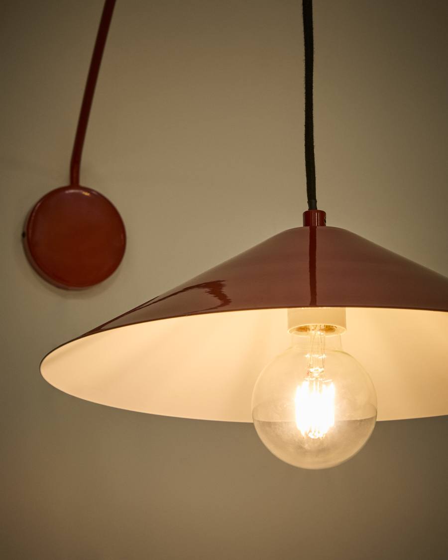Kally wall lamp in a red painted finish