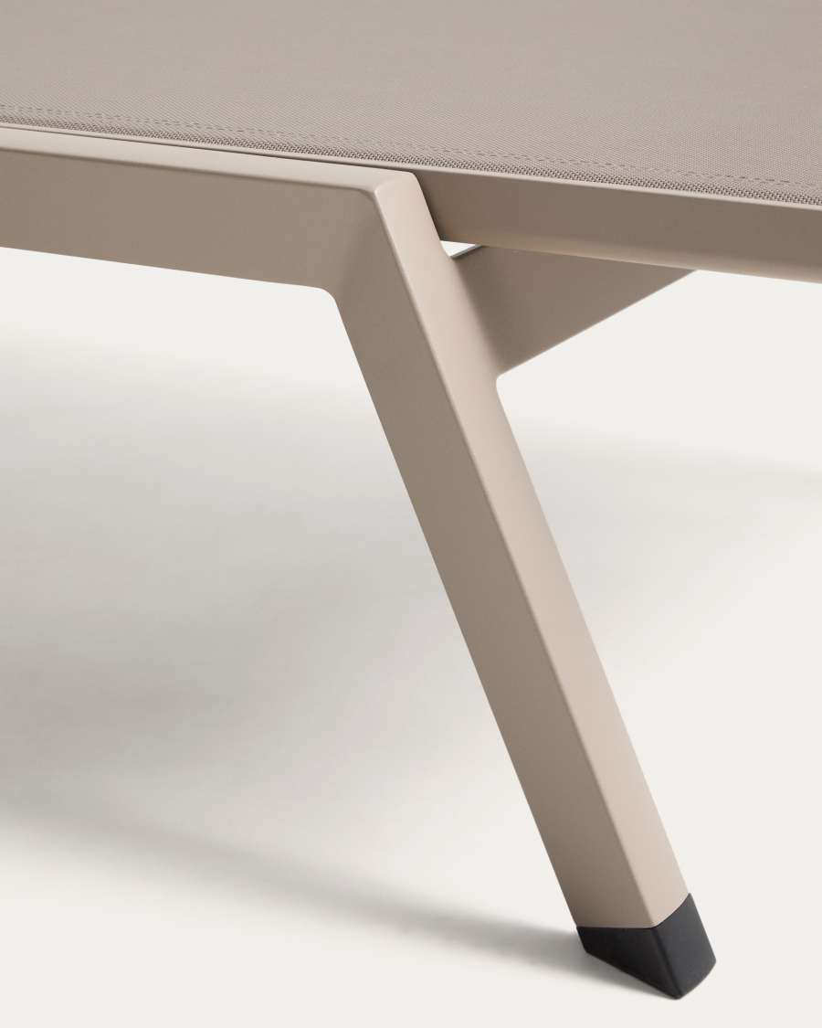 Stackable Capraia sun lounger in taupe aluminium with brown texteline