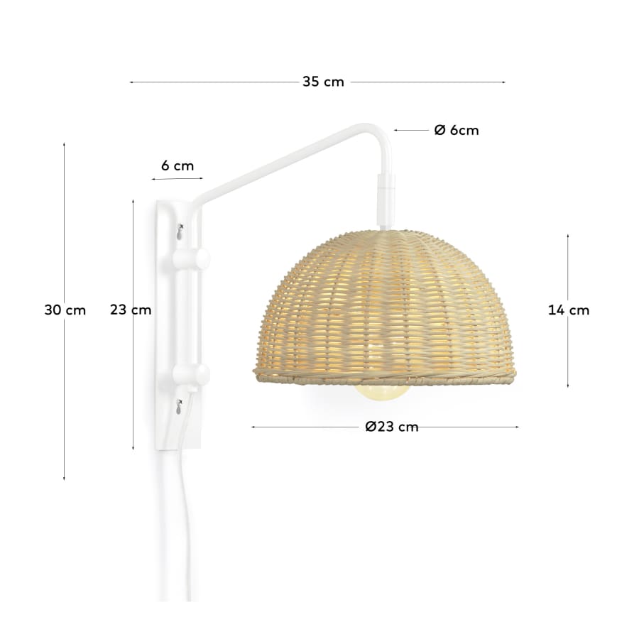 Applique Damila in metallo con finitura bianca e rattan con finitura naturale UK adapter