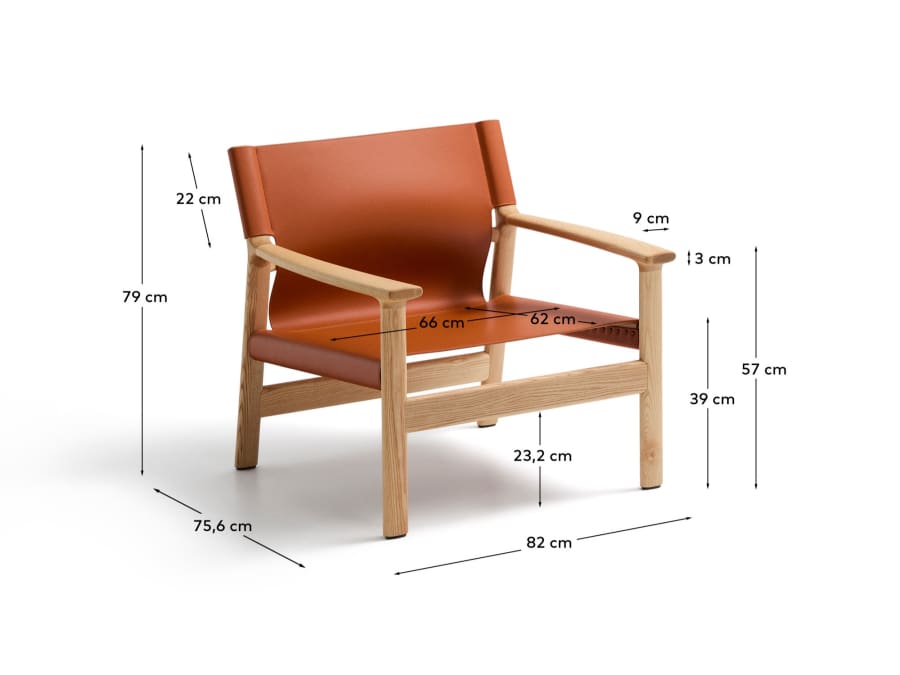 Sessel Jan aus recycelten Lederfasern in Hellbraun und massivem Eschenholz FSC 100 % mit Finish in natürlichem Farbton