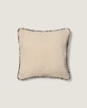 Housse de coussin Enari 100 % coton beige avec liseré contrasté noir 50 x 50 cm