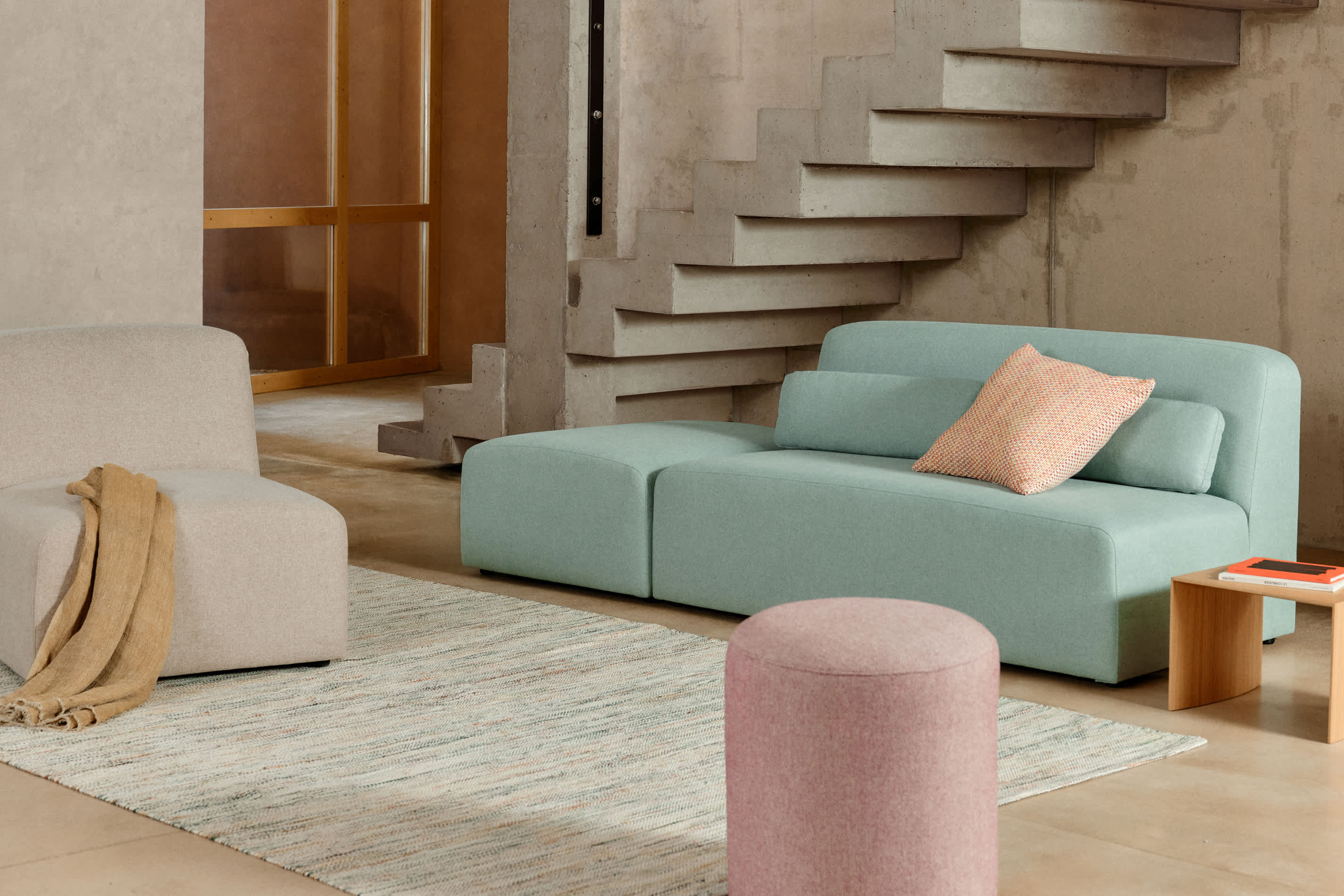 Neom: Sofás y puffs de diseño | Kave Home
