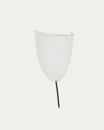 Nibla wall-mounted light fixture in white clay-effect metal