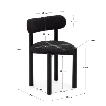 Nebai-stoel in zwarte schapenvacht en massief eikenhouten structuur met zwarte afwerking - maten