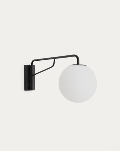 Eilo wall light in black steel with frosted glass globe